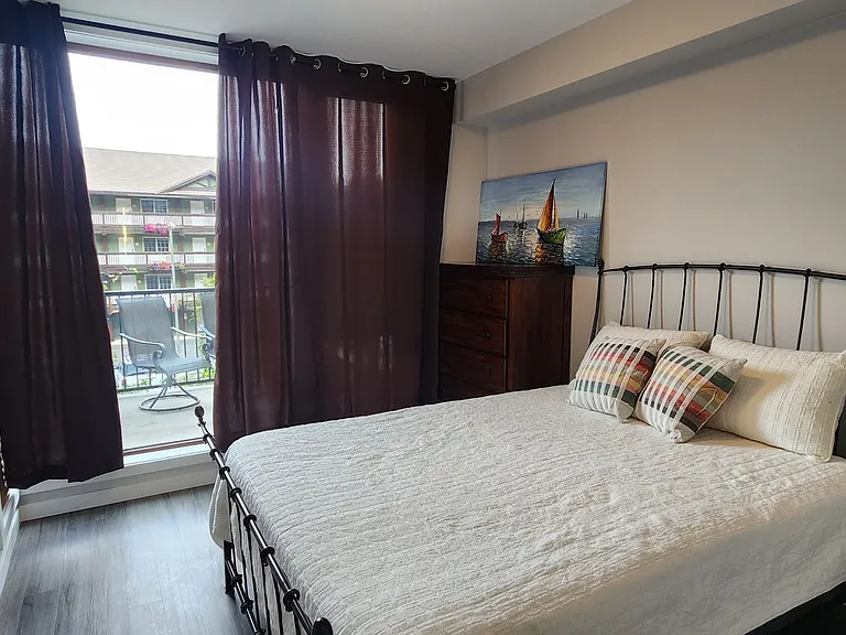 2220 W Woodin Ave #105 — Photo 7