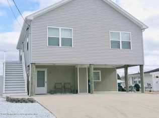 24 W Shrewsbury Dr, Little Egg Harbor, NJ 08087