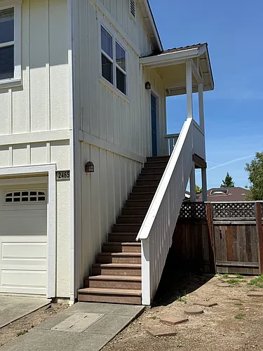 2465 Prairie Ln Photo 1