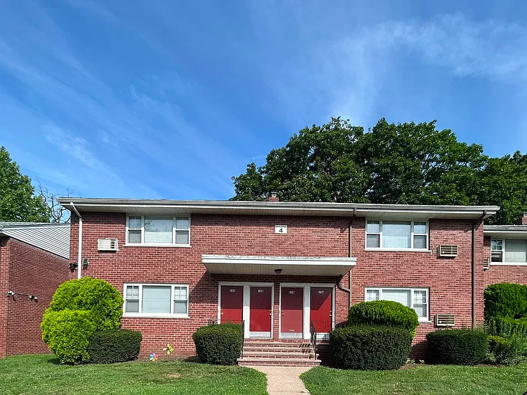 241 W Passaic St — Photo 1