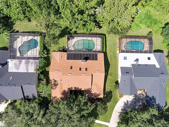 4th image of 620 Longmeadow Cir