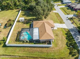 699 White Cloud St SW, Palm Bay, FL 32908