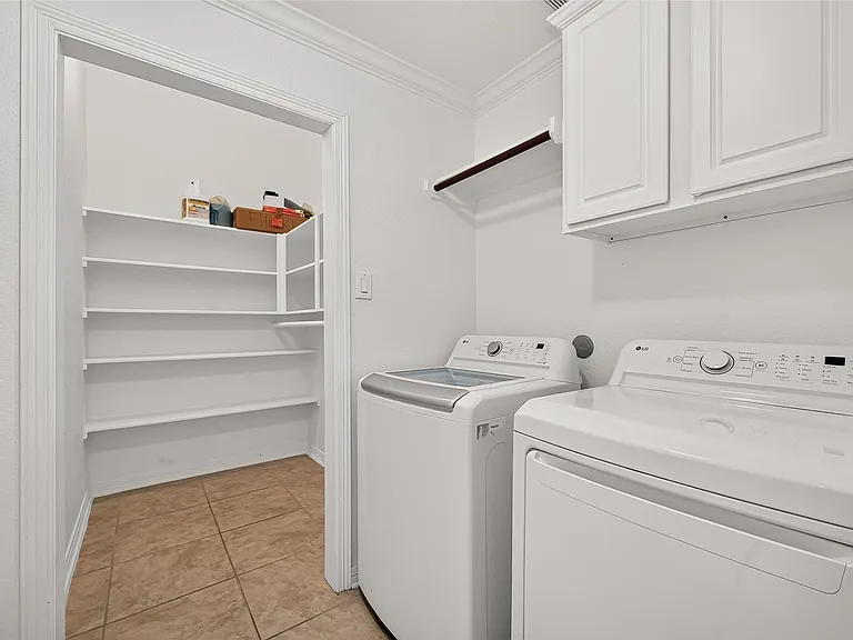 3719 Finch Springs Ln — Photo 24