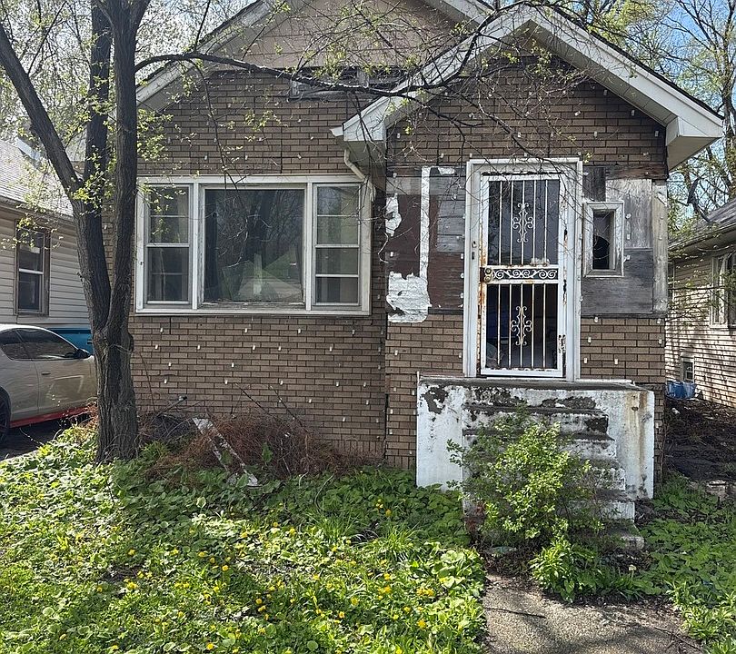 1st image of 14718 Loomis Ave