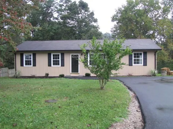 93 Homestead Ln, London, KY 40741