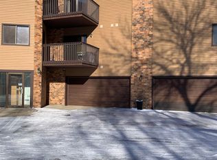 2505 Capital St #202, Yankton, SD 57078