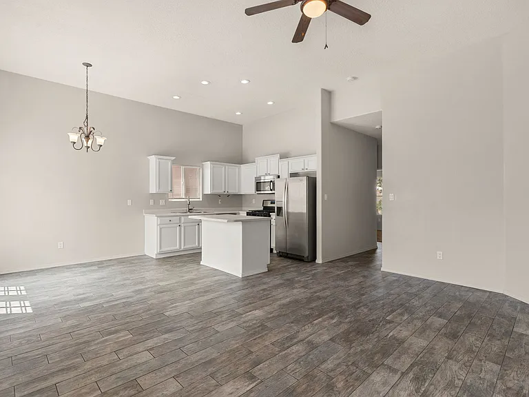 8416 Magenta Rd NW — Photo 7