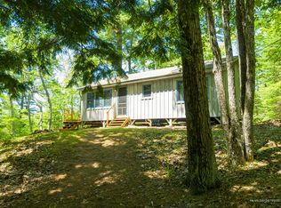 18 Morton Ln, Hope, ME 04847