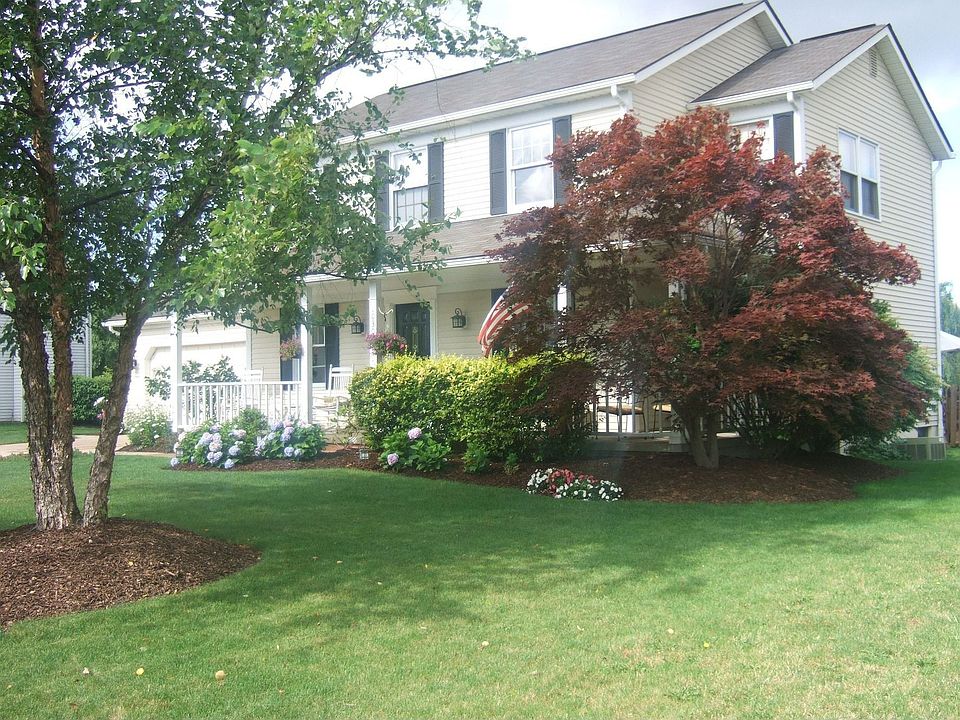 1st image of 10306 Sandalwood Dr