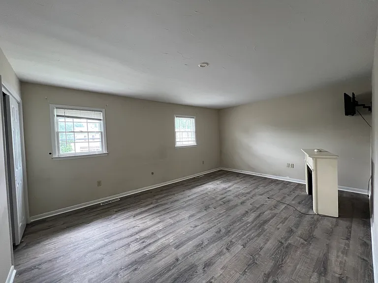 2519 Girard Ave — Photo 20