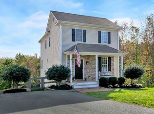 1220 Amber Ridge Rd, Charlottesville, VA 22901