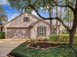 14 E Honey Grove Pl, Spring, TX 77382