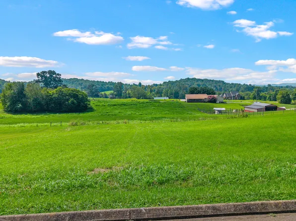 Oakwood Dr, Madisonville, TN 37354