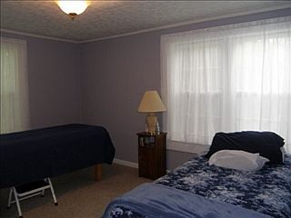 3rd image of 31 Pace Ave