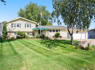 15487 Linn Ct, Spring Lake, MI 49456