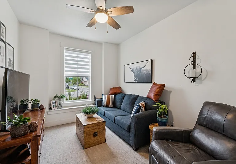 11691 W Quintale Dr — Photo 22