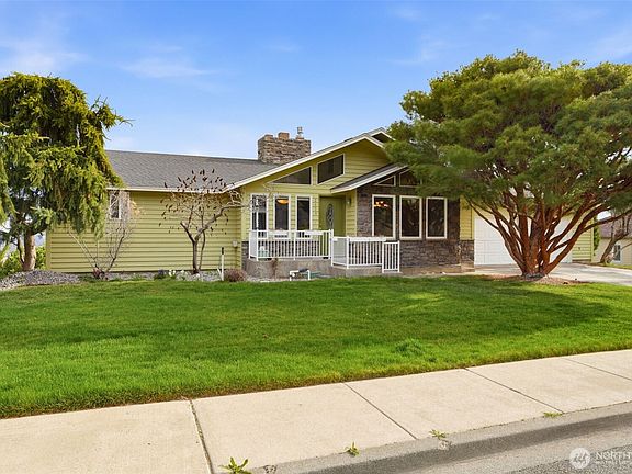 2nd image of 2623 S Kellog Street