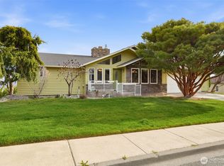 2623 S Kellog Street, Kennewick, WA 99338