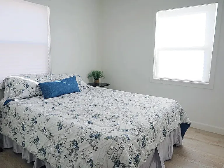 Bedroom 1-set up option