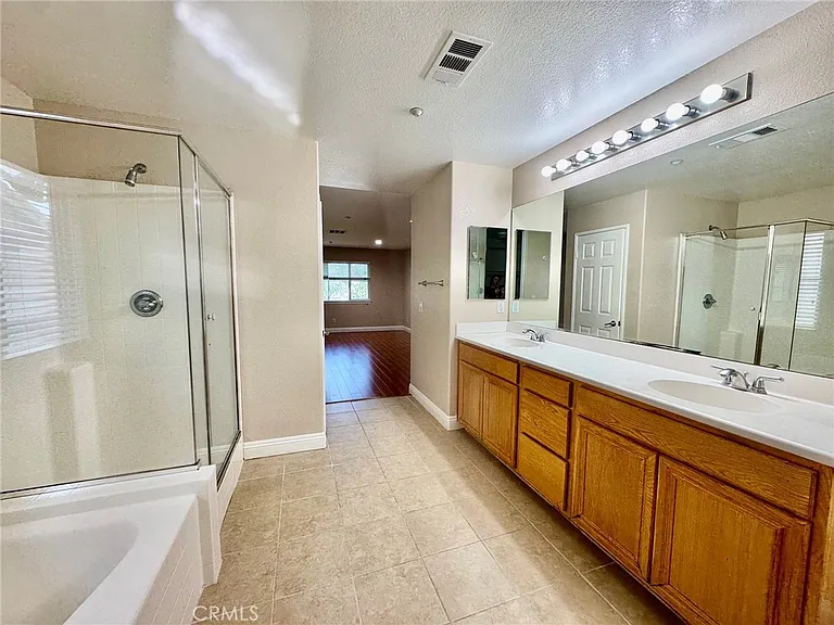 6076 Brookside Way — Photo 14