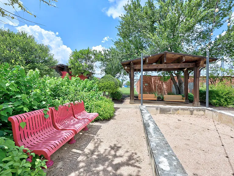 7505 Sugar Magnolia St — Photo 35