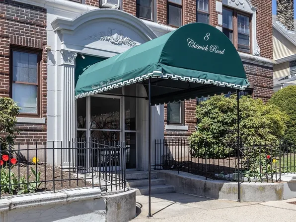 8 Chiswick Rd APT 6, Brighton, MA 02135