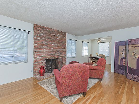 4th image of 7442 Gaviota Ave