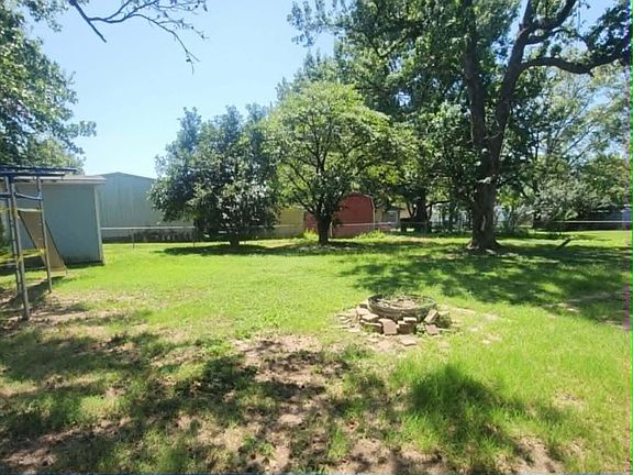 5th image of 904 E Smith Street