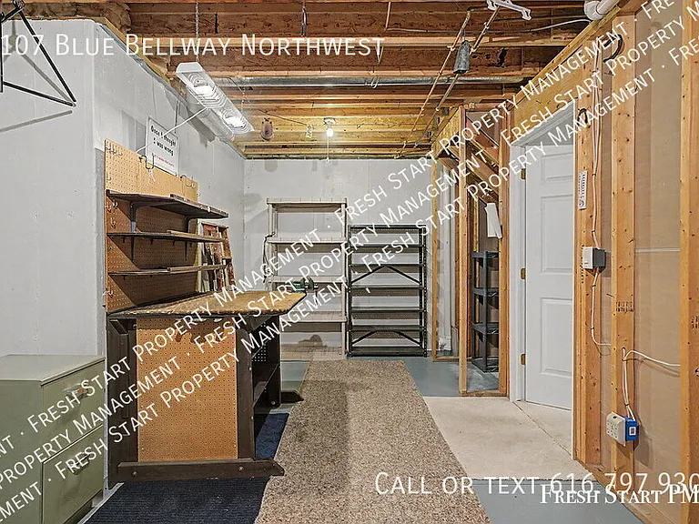 2107 Blue Bellway NW — Photo 30