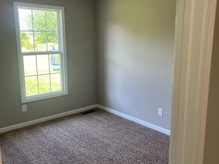 206 Coates Rd #B — Photo 9
