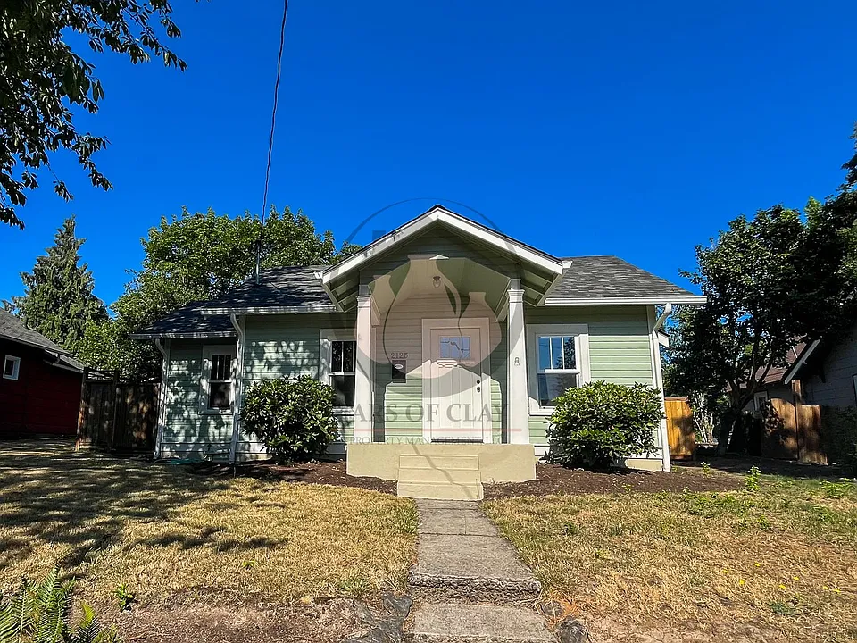 2125 Winter St SE