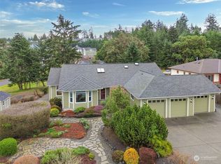201 Brigadoon Blvd, Sequim, WA 98382