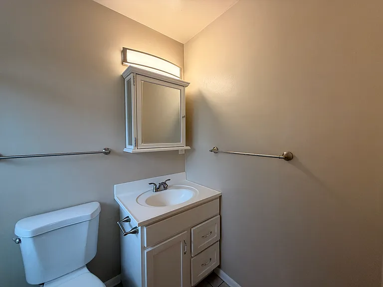4275 McKellar Ln #7 — Photo 4