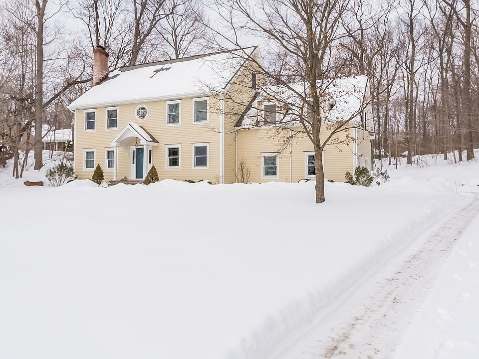 31 Kensett Avenue