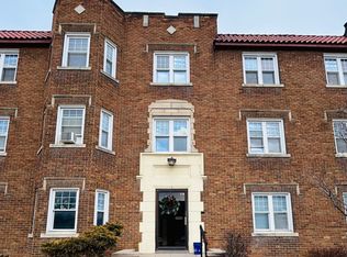 3716 Dodge St APT 1, Omaha, NE 68131