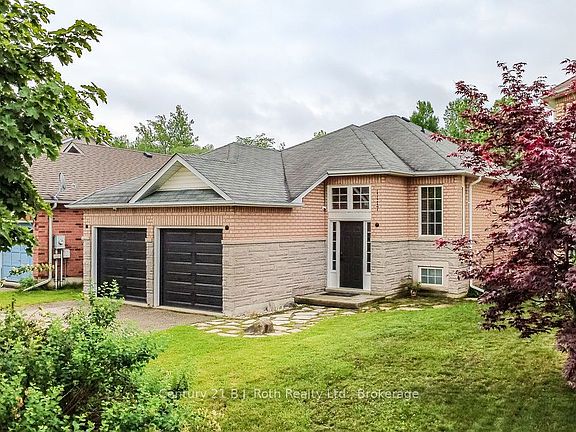 2nd image of 1117 Corrie St