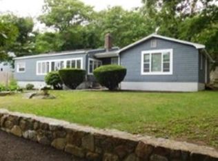 112 Thatcher Rd #R, Gloucester, MA 01930