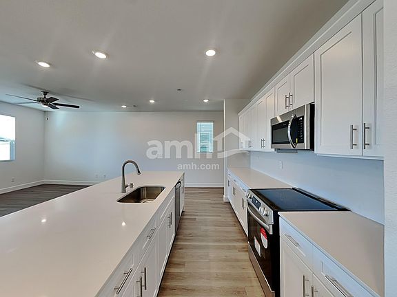 3rd image of 10439 Bar Harbor St