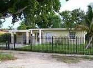 215 SW 4th Ct, Homestead, FL 33030