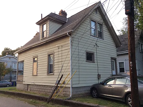 2252 Neil Ave Photo 1