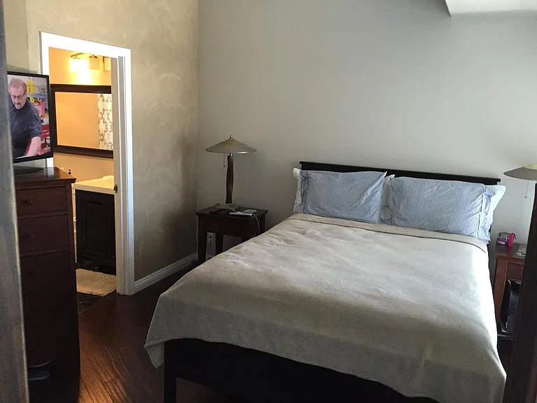 6363 Christie Ave #1911 — Photo 11