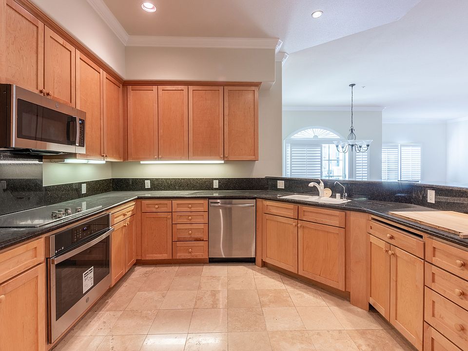 1st image of 111 Saint Matthews Ave APT 401