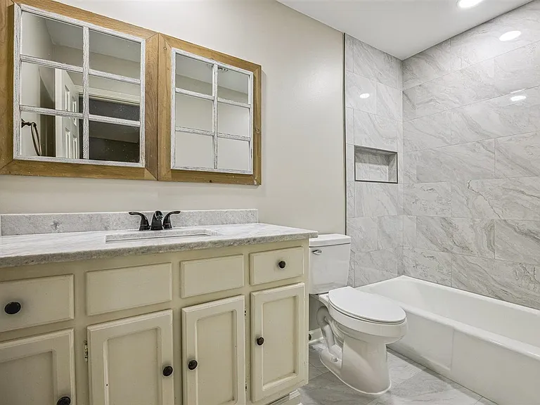 2232 Burfordi Ln — Photo 29