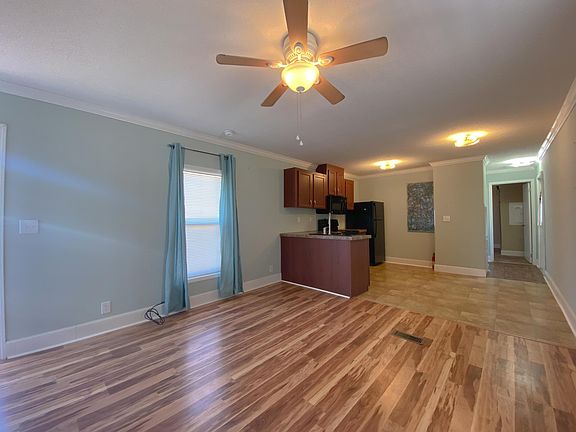 3rd image of 13 Romana Ln