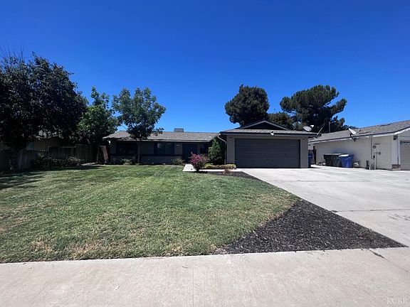 2nd image of 778 Lakewood Dr