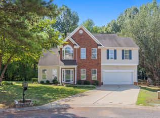 6008 Forest Pond Dr, Charlotte, NC 28262