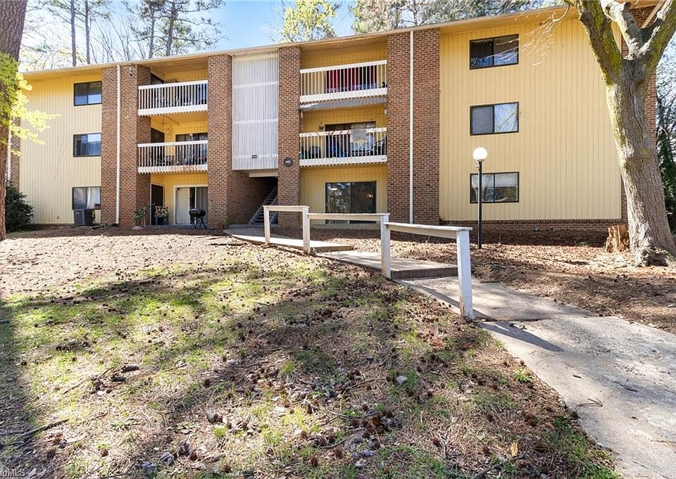 1st image of 1110 Schaub Dr APT B
