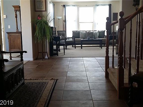 2nd image of 2029 Royal Gardens Pl