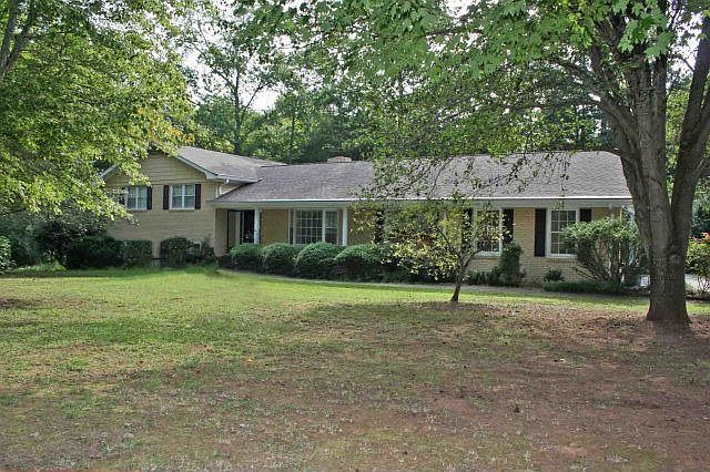 2nd image of 1705 Morton Rd