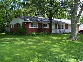 1st image of 312 Hollycrest Ln